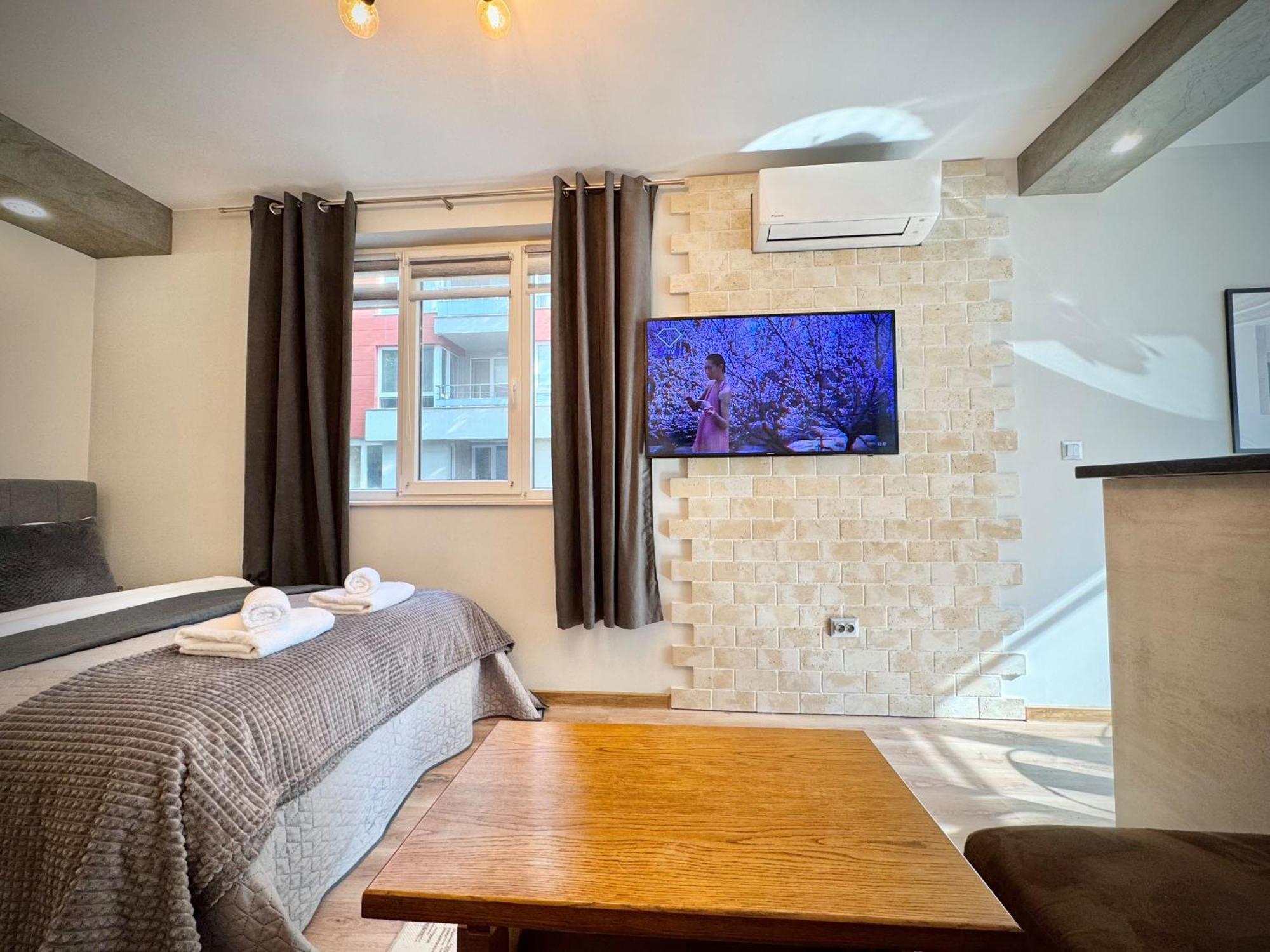 Top Centre 2Bed Apartment For 5 Guests 2 Minutes From High Street Plovdiv Exterior photo