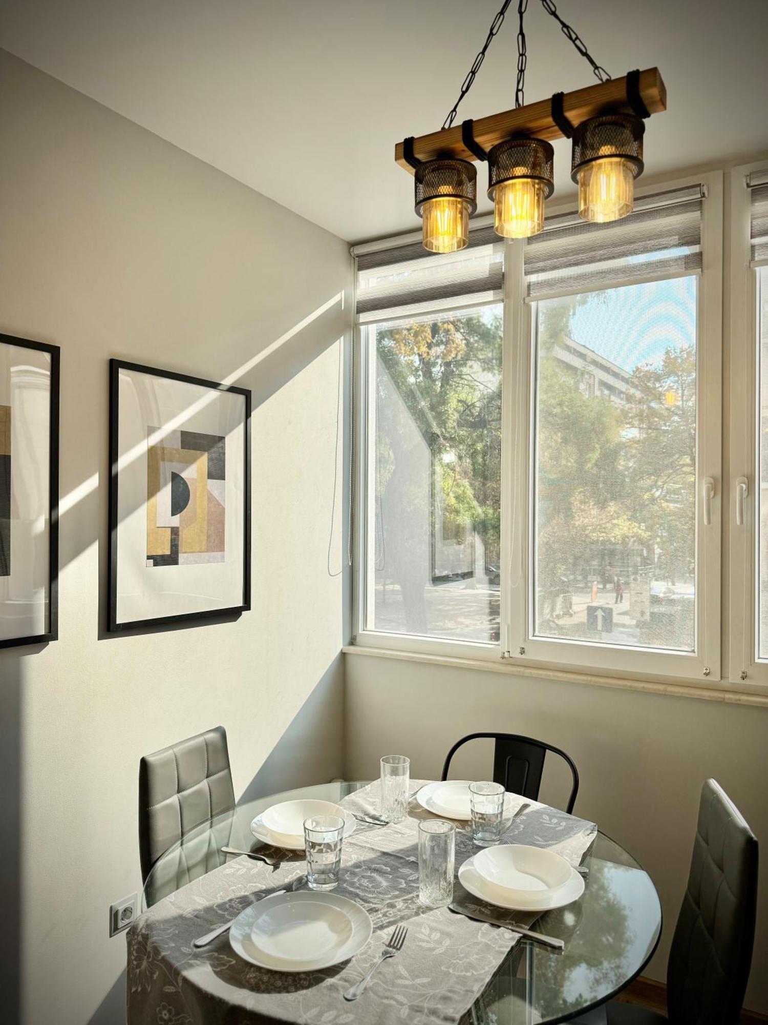 Top Centre 2Bed Apartment For 5 Guests 2 Minutes From High Street Plovdiv Exterior photo